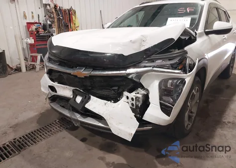 2024 Chevrolet Trax Fwd Lt из США, поврежденный, VIN KL77LHE27RC164109
